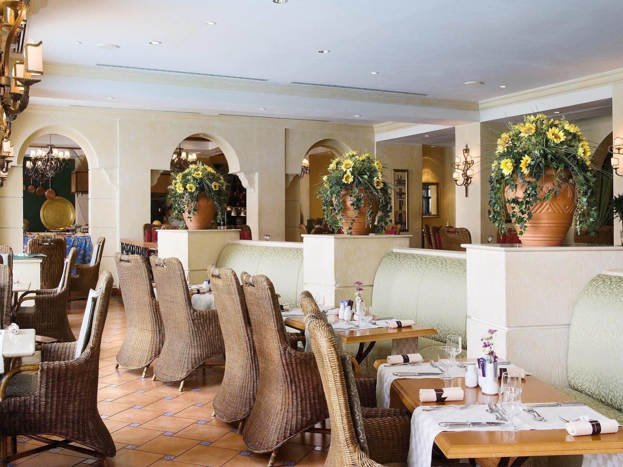 Al Hamra Hotel Djedda Buitenkant foto