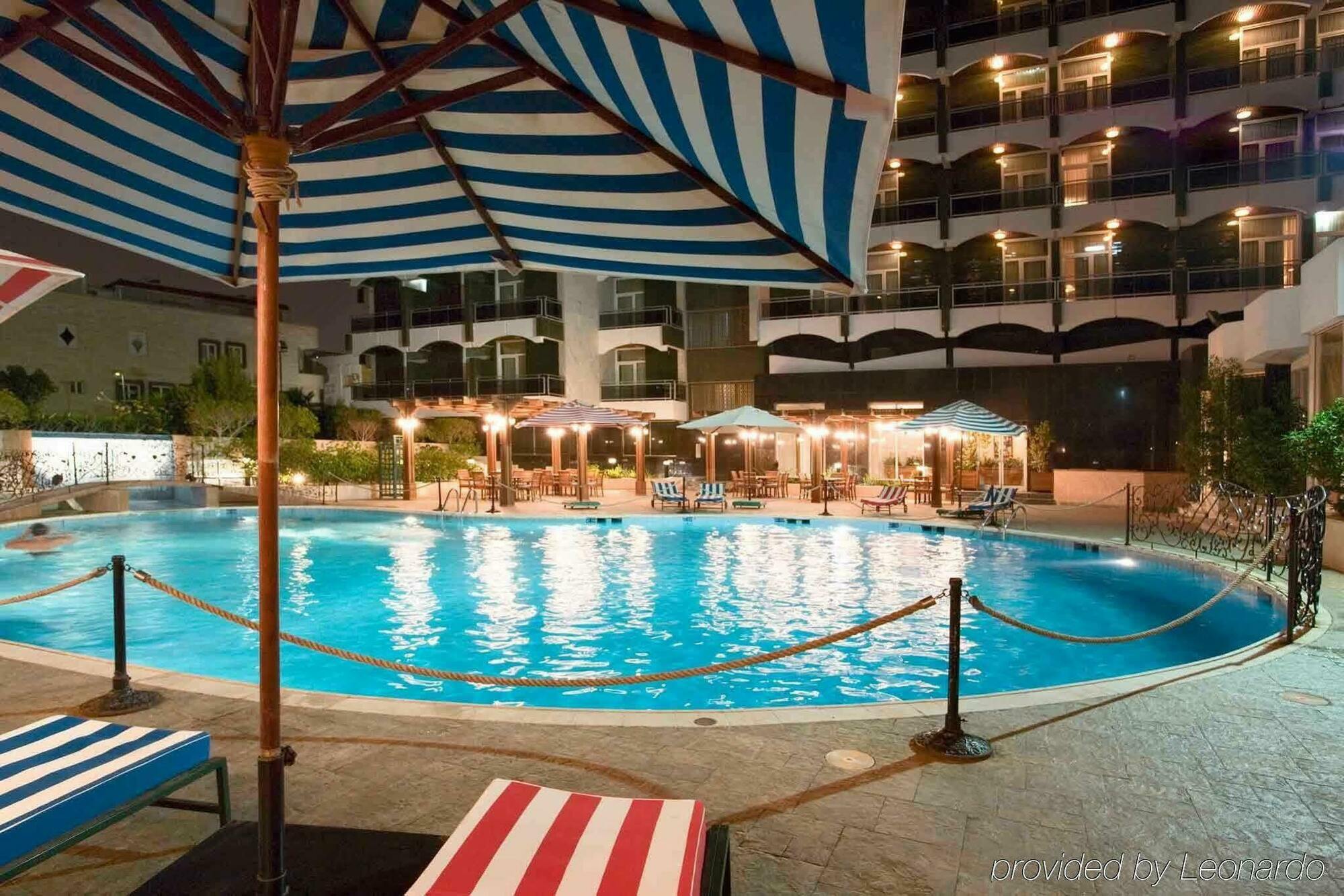 Al Hamra Hotel Djedda Buitenkant foto